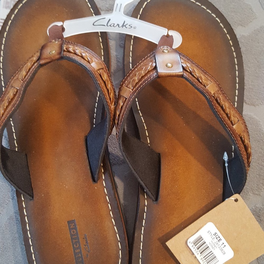 Size 11Clarks Fenner Nerice Honey Flip Flops